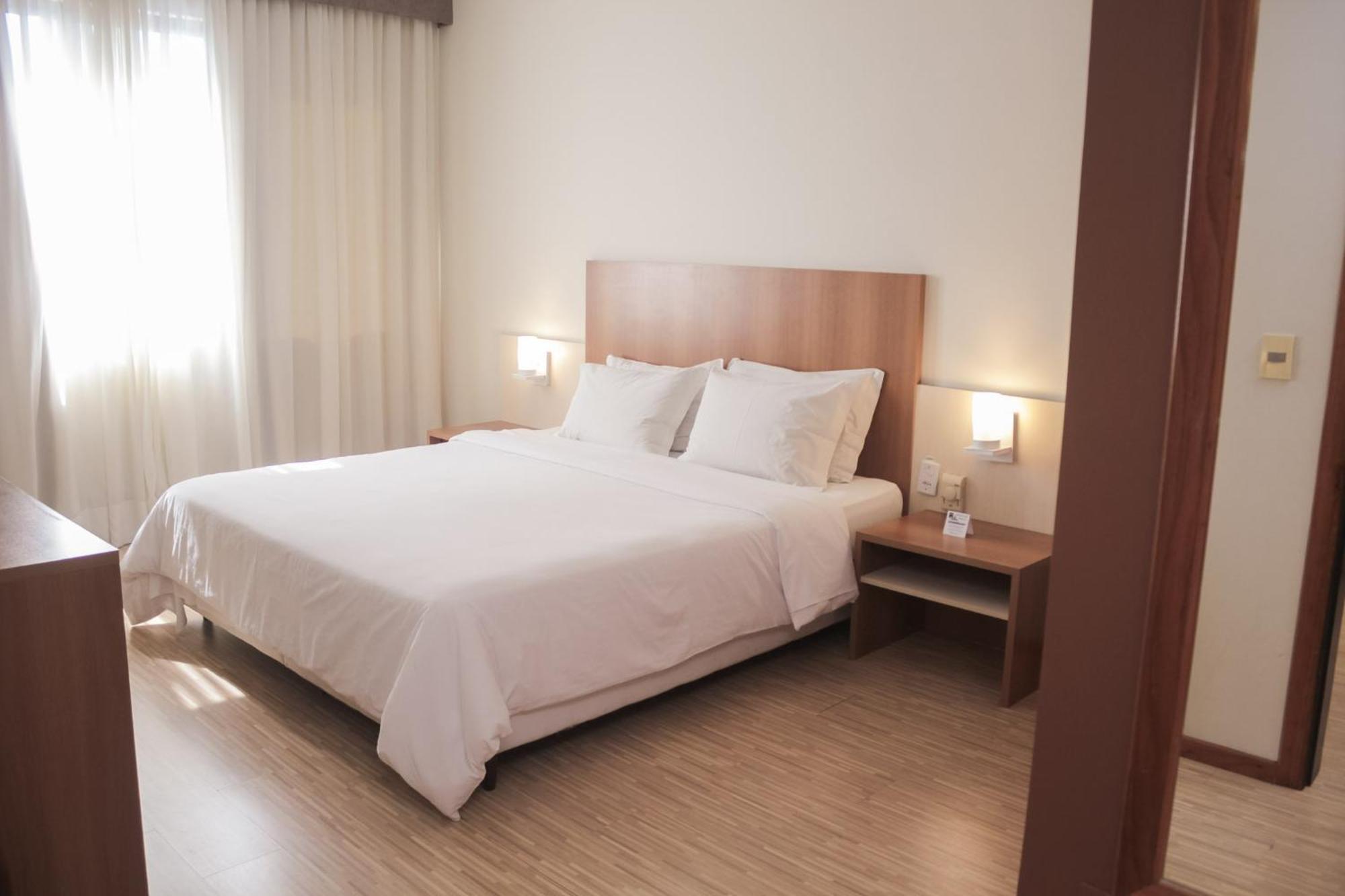 Swan Novo Hamburgo Hotell Rum bild